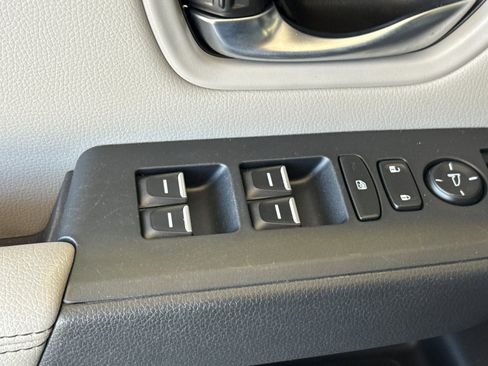 Used 2023 Honda Pilot EX-L image 13