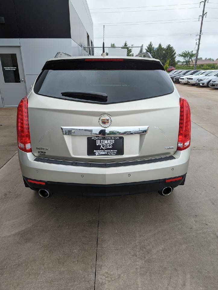 Used 2014 Cadillac SRX Luxury FWD image 3