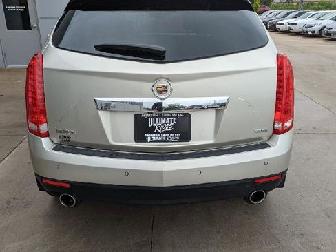 Used 2014 Cadillac SRX Luxury w/ Driver Awareness Package image 3