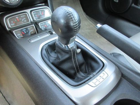 Used 2010 Chevrolet Camaro SS w/ RS Package RWD image 22