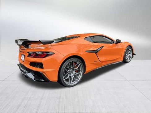 Used 2023 Chevrolet Corvette Z06 w/ Z07 Performance Package image 19