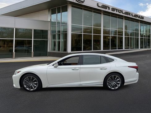 Used 2022 Lexus LS 500 AWD w/ Luxury Package image 6