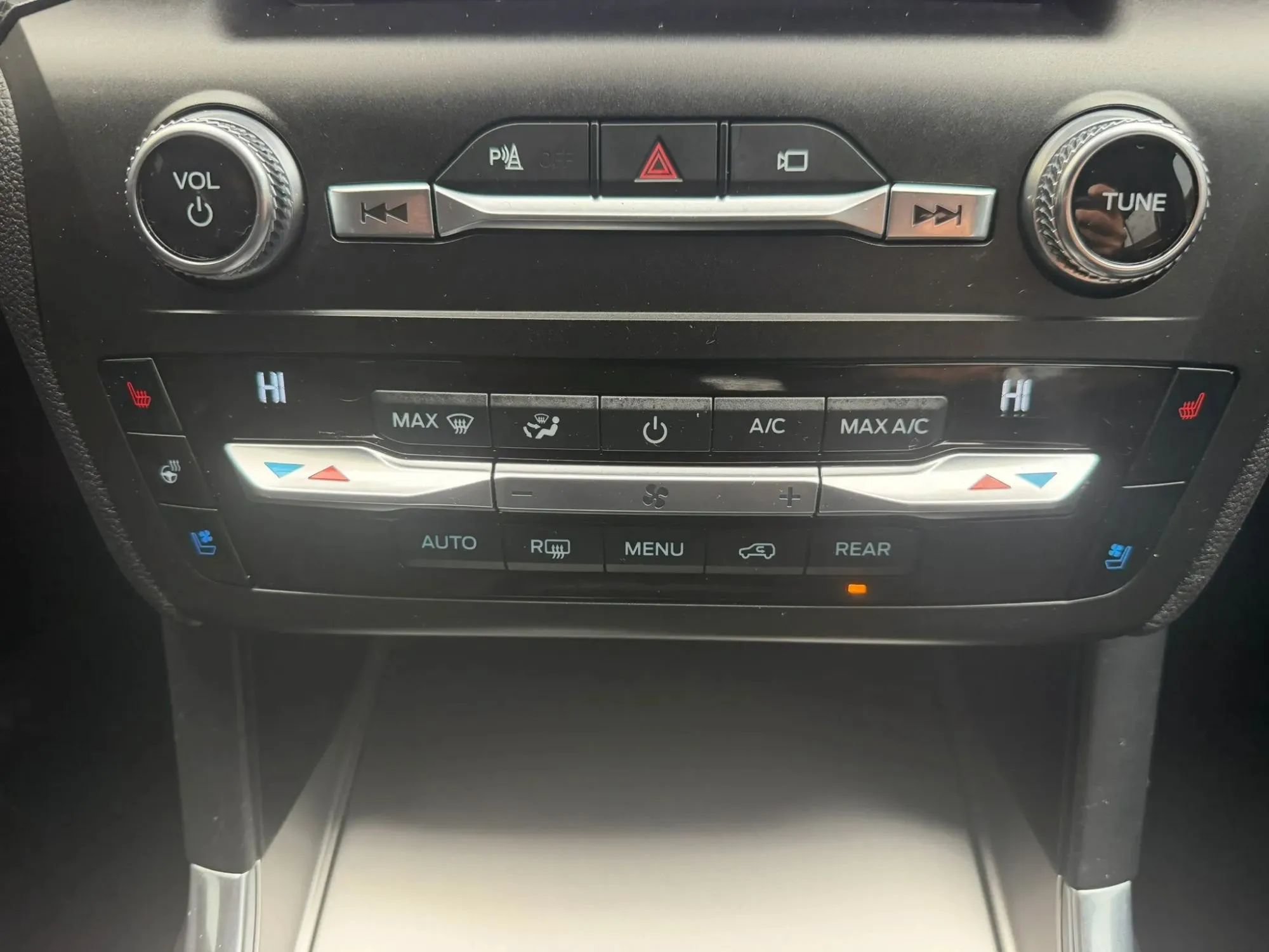 Used 2020 Ford Explorer ST w/ ST Street Pack AWD/4WD image 19