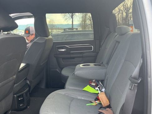 Used 2024 RAM 2500 Big Horn image 15