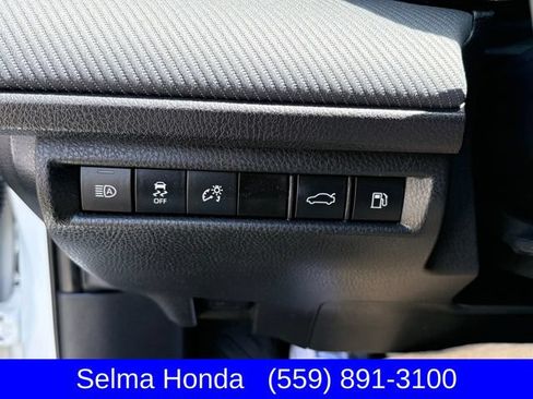 Used 2025 Toyota Camry SE FWD image 23