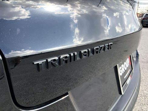 Used 2023 Chevrolet TrailBlazer RS image 60