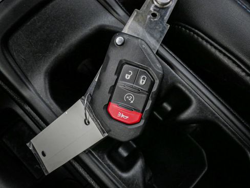 Used 2024 Jeep Wrangler Unlimited Rubicon 4xe image 35