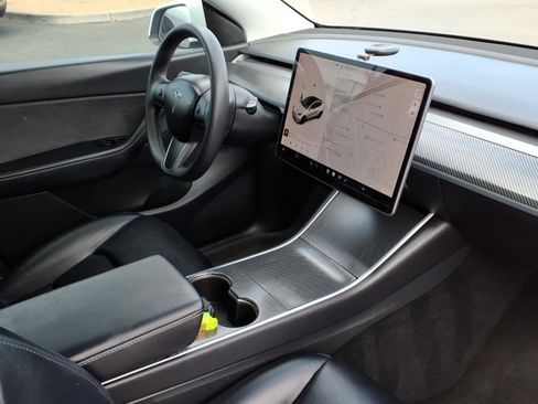 Used 2020 Tesla Model Y Long Range AWD/4WD image 10