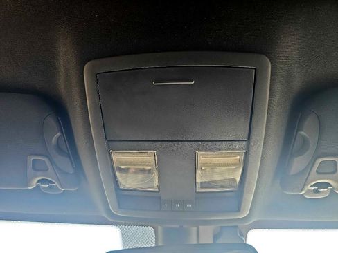 Used 2022 Dodge Challenger GT image 29