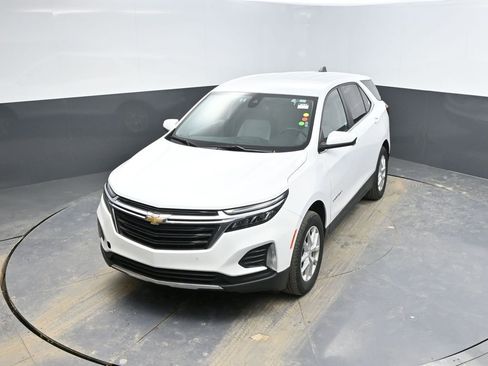 Used 2024 Chevrolet Equinox LT image 23