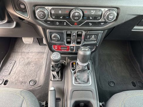 New 2025 Jeep Wrangler Unlimited Sport AWD/4WD image 24