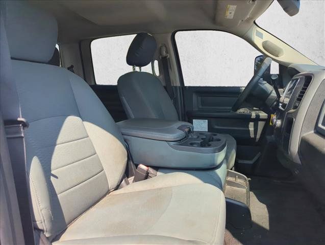 Used 2018 RAM 3500 Tradesman w/ Chrome Appearance Group AWD/4WD image 27