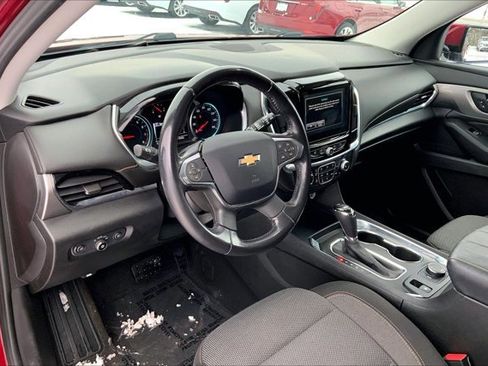 Used 2018 Chevrolet Traverse LT w/ LPO, Cargo Package image 13