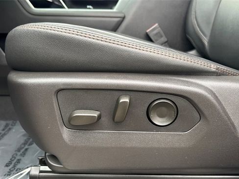 Used 2024 GMC Sierra 2500 AT4 w/ AT4 Premium Plus Package image 13