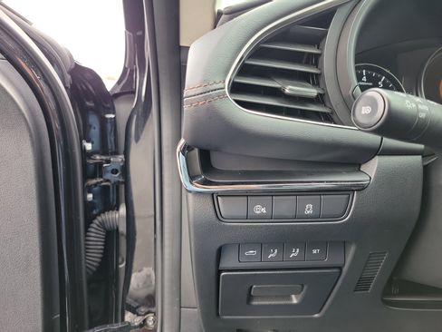 Used 2025 MAZDA MAZDA3 s image 20