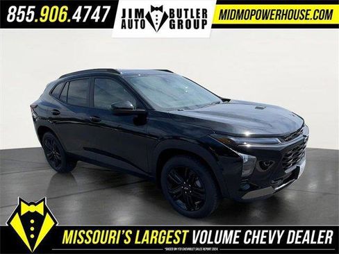 New 2025 Chevrolet Trax ACTIV w/ Driver Confidence Package image 2