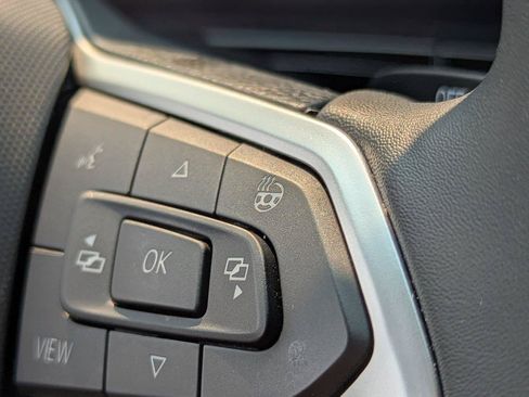 Used 2024 Volkswagen Atlas SEL AWD/4WD image 22
