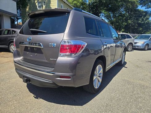 Used 2013 Toyota Highlander Limited AWD/4WD image 50