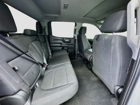 Used 2020 Chevrolet Silverado 1500 Custom w/ Custom Value Package RWD image 18