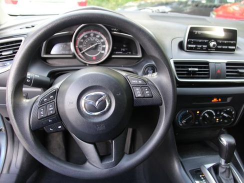 Used 2014 MAZDA MAZDA3 i Sport FWD image 20