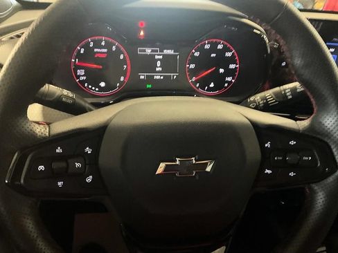 Used 2026 Chevrolet Trax RS FWD image 26