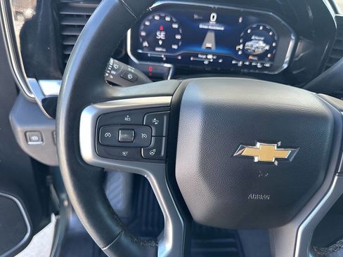 Used 2025 Chevrolet Silverado 1500 LT image 25