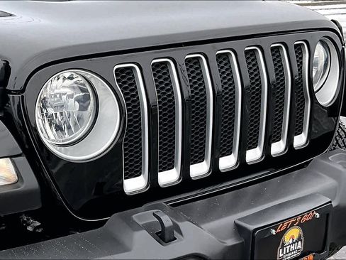 Used 2023 Jeep Wrangler Sahara w/ Cold Weather Group image 42