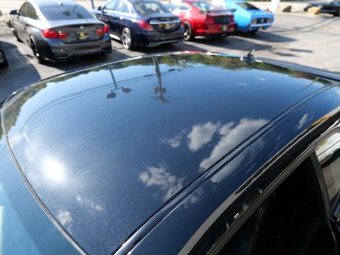 Used 2015 Dodge Challenger SRT Hellcat image 81