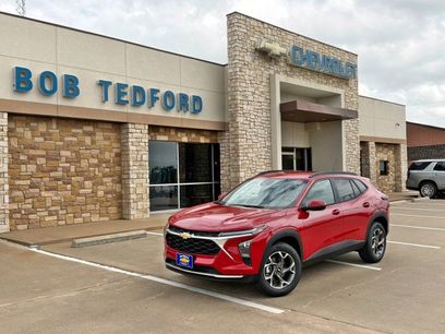 New 2026 Chevrolet Trax LT w/ Driver Confidence Package