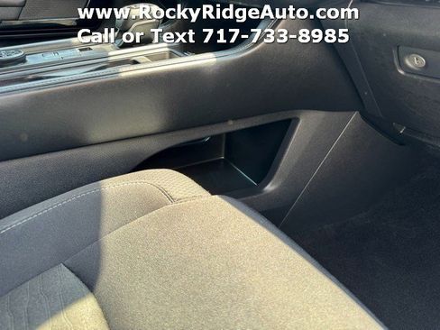 Used 2024 Nissan Pathfinder S AWD/4WD image 24
