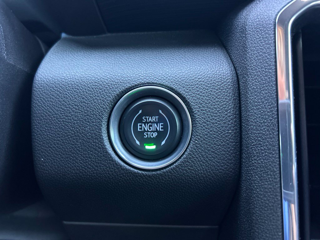 Used 2024 GMC Acadia Elevation FWD image 25