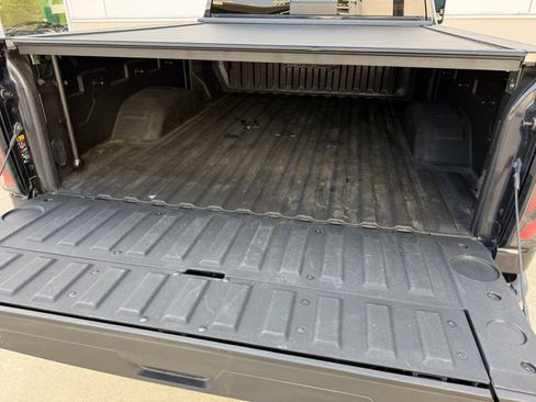 Used 2024 GMC Sierra 2500 AT4 w/ AT4 Premium Plus Package AWD/4WD image 21