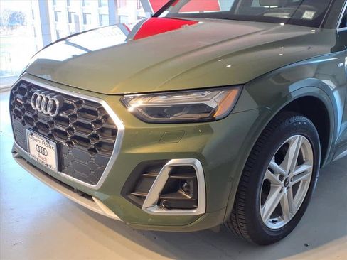 Certified 2023 Audi Q5 e Prestige w/ Prestige Package image 7