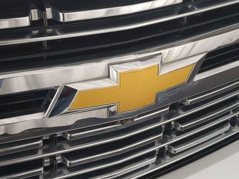 Used 2023 Chevrolet Tahoe Premier w/ Advanced Technology Package AWD/4WD image 15