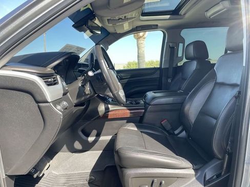 Used 2019 GMC Yukon SLT w/ Premium Edition image 19