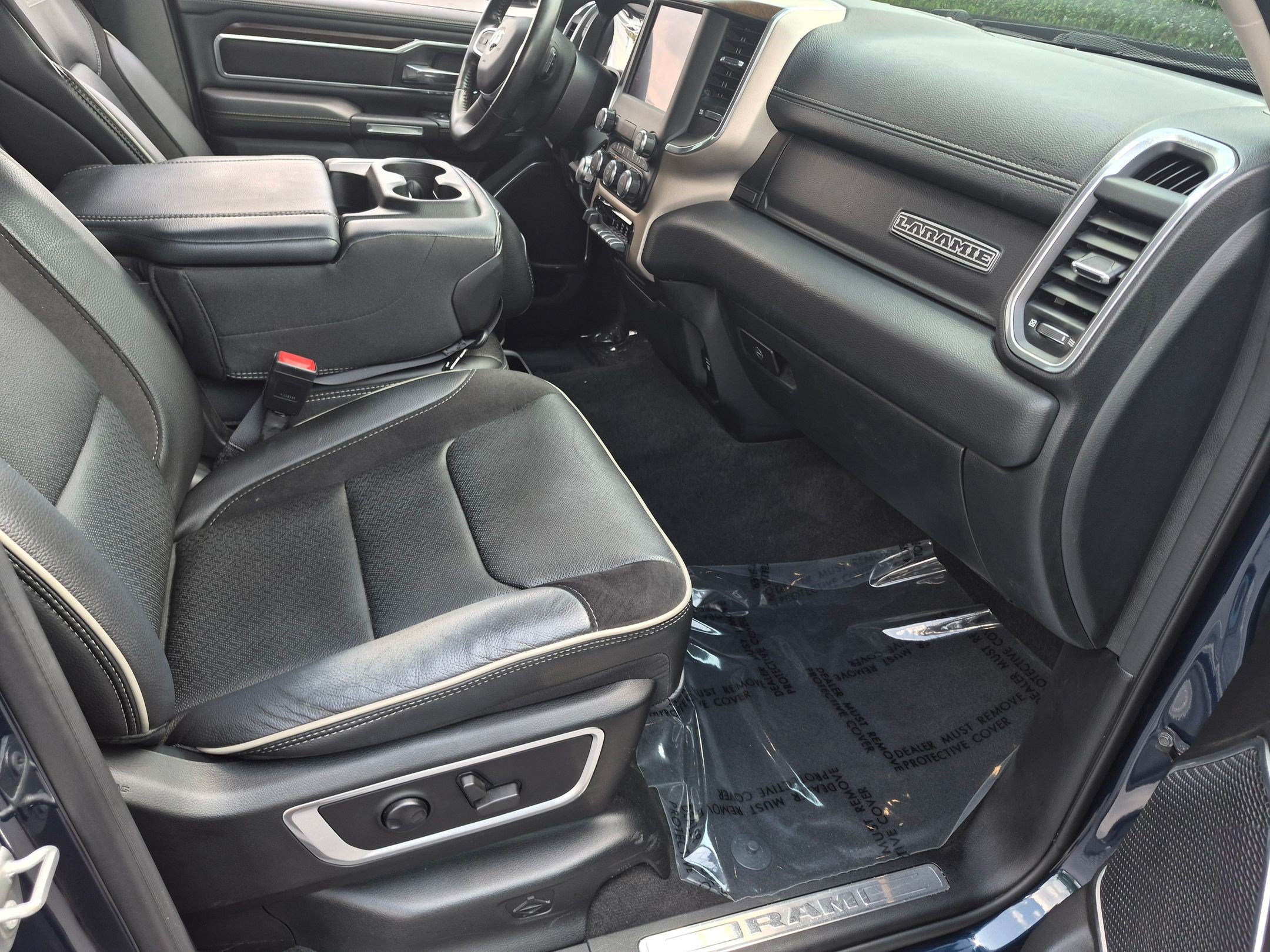 Used 2022 RAM 1500 Laramie RWD image 31