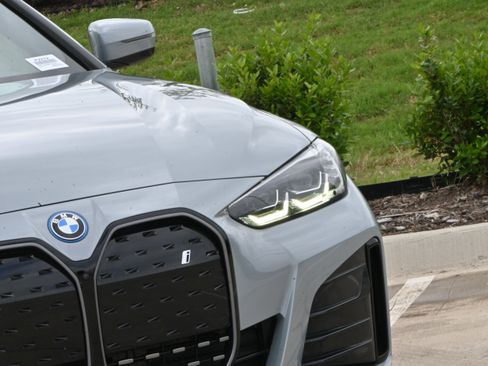 Certified 2024 BMW i4 eDrive40 w/ M Sport Package RWD image 10