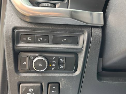 Used 2021 Ford F150 Lariat w/ Equipment Group 502A High AWD/4WD image 14