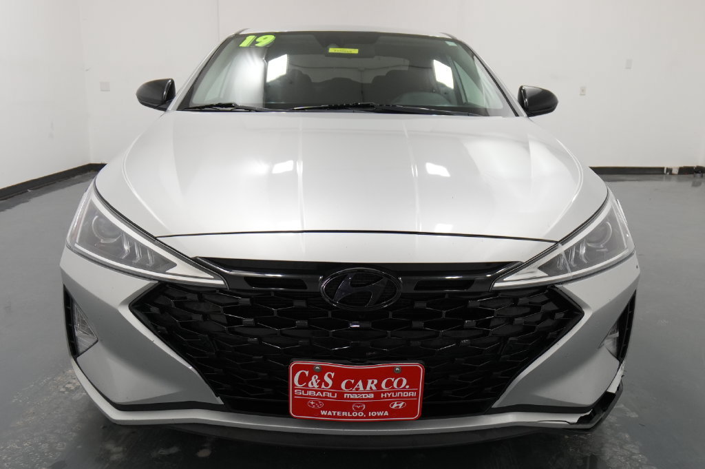 Used 2019 Hyundai Elantra SEL w/ Cargo Package FWD image 9