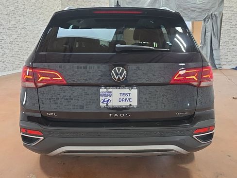 Used 2022 Volkswagen Taos SEL image 5