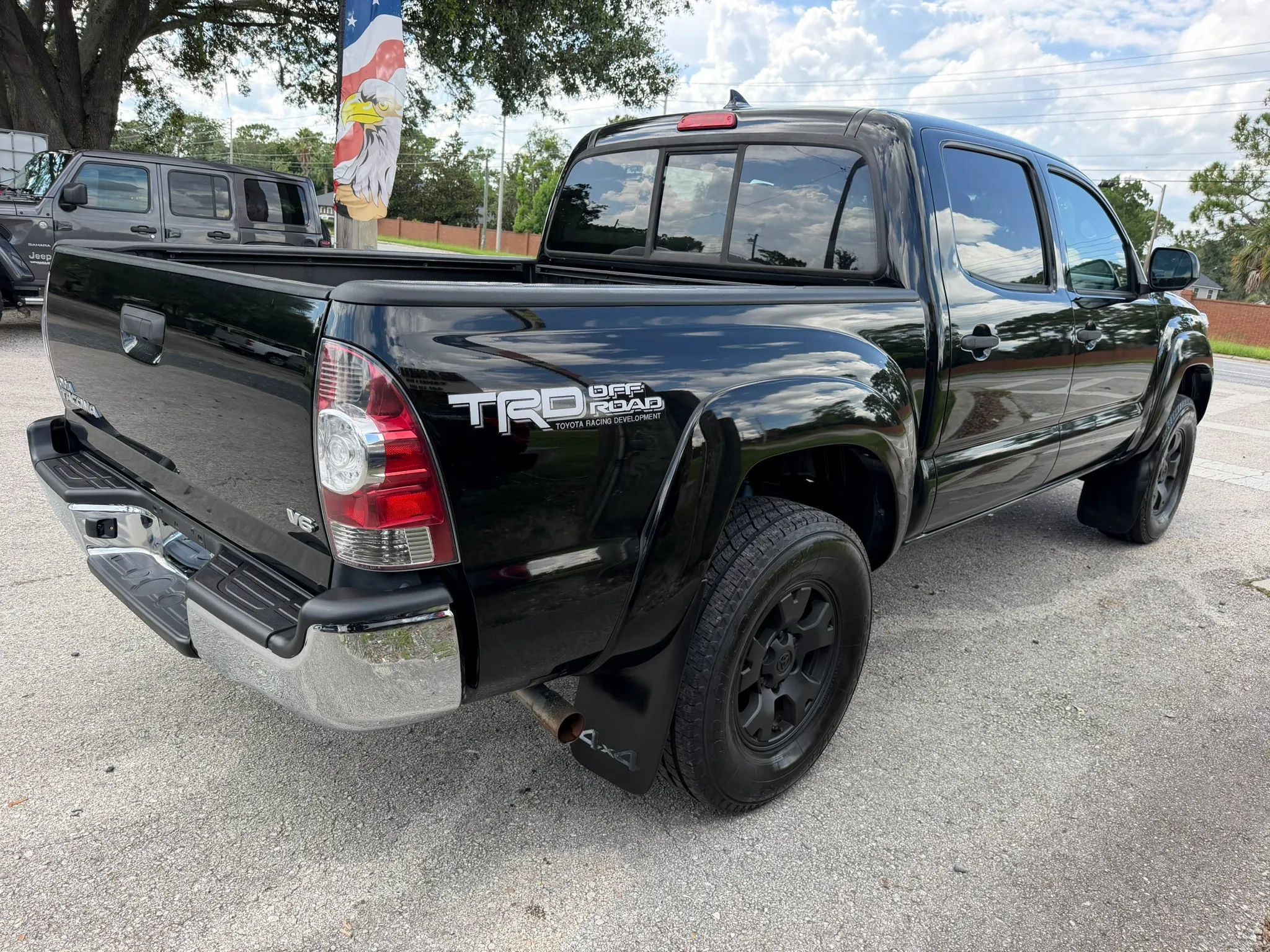 Used 2013 Toyota Tacoma 4x4 Double Cab w/ TRD Off-Road Pkg image 6
