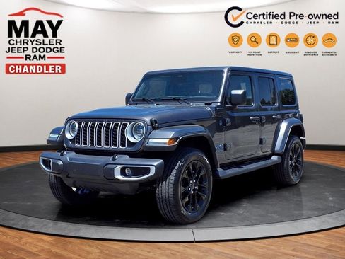 Used 2025 Jeep Wrangler Unlimited Sahara AWD/4WD image 1