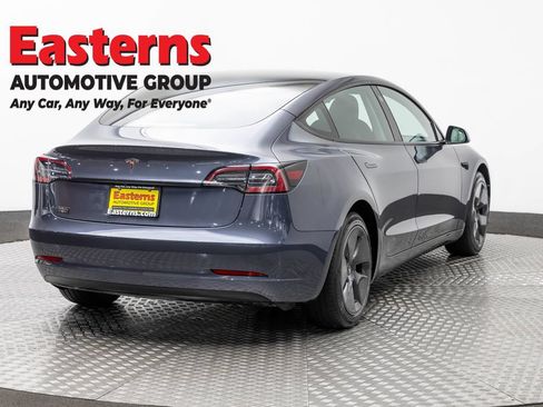 Used 2023 Tesla Model 3 Standard Range RWD image 5