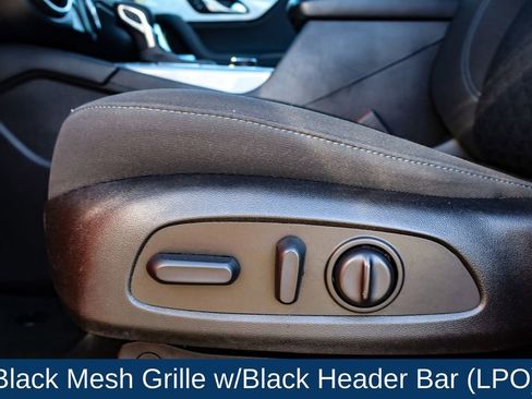 Used 2022 Chevrolet Blazer LT image 11