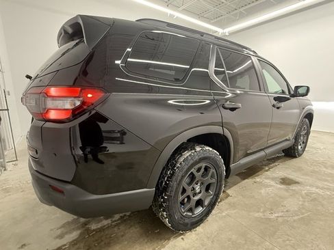New 2026 Honda Pilot TrailSport image 5