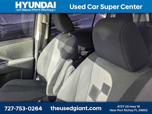Used 2012 MAZDA MAZDA5 Sport FWD image 3