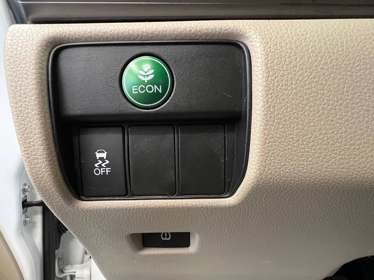 Used 2013 Honda Accord LX image 23