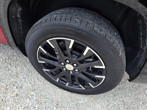 Used 2024 Chevrolet Traverse RS FWD image 30