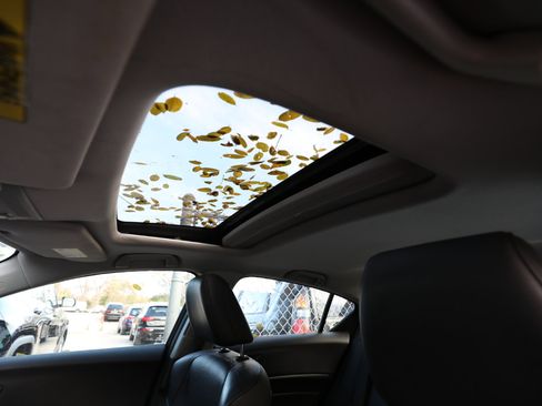 Used 2016 Acura ILX image 16