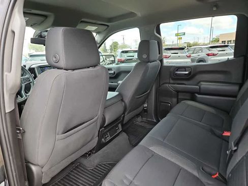 Used 2022 Chevrolet Silverado 1500 Custom w/ Safety Confidence Package RWD image 18